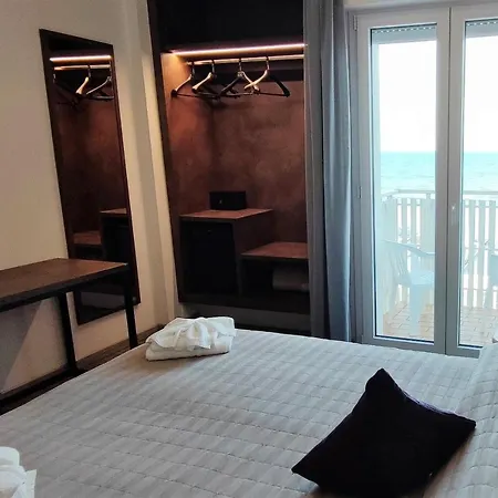 Отель Hotel Centrale 3*