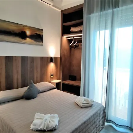 Hotel Hotel Centrale Frontemare 3*