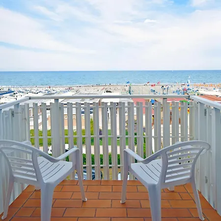 Hotel Centrale Frontemare Hotel 3*