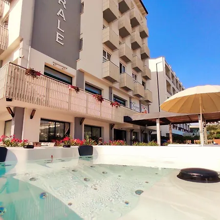 Hotel Centrale 3*