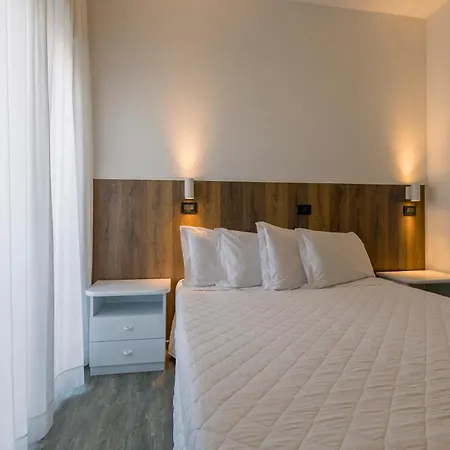 Hotel Centrale 3* Milano Marittima