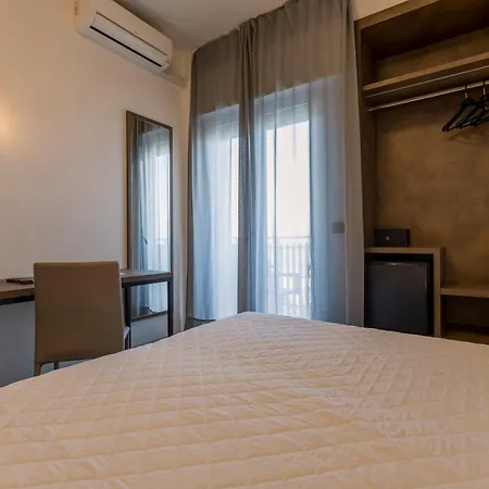 Hotel Centrale Hotell 3*
