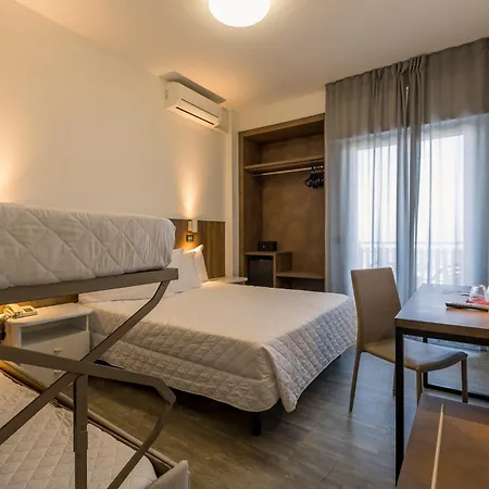 Hotel Centrale Frontemare 3*