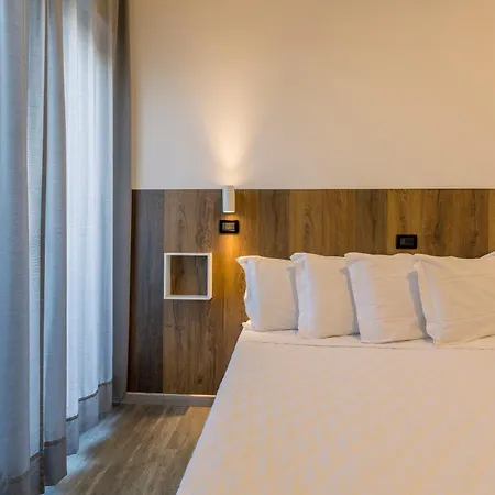 Hotel Centrale Hotel 3*