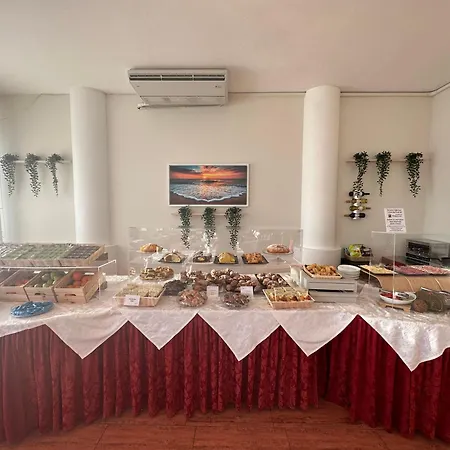 Hotel Centrale Frontemare Hotel 3*