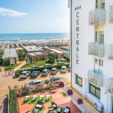 Hotel Centrale Frontemare 3* Milano Marittima