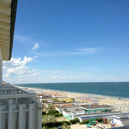 Hotel Centrale Frontemare 3*