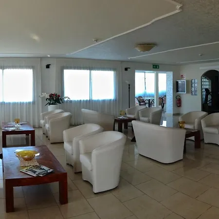Hotell Fronte Mare 3*