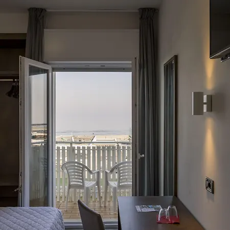 Hotel Centrale Frontemare Milano Marittima