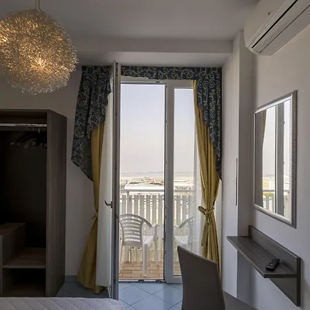 Fronte Mare Hotell 3*