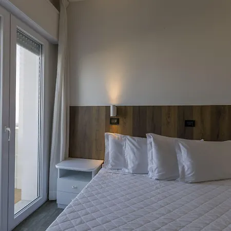 Hotel Centrale Frontemare