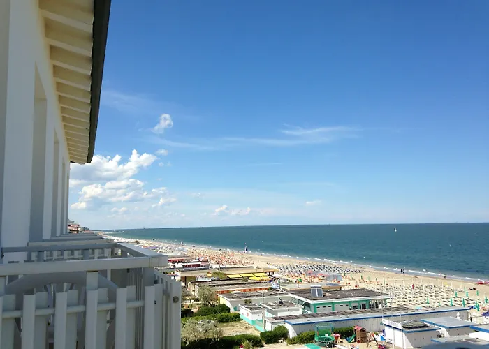 Hotel Centrale Frontemare 3*