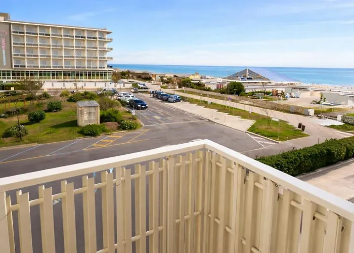 Szálloda Frontemare Milano Marittima