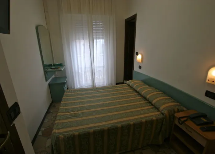 Hotel Centrale Frontemare 3*